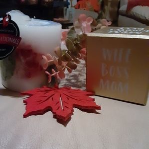 Candle & Gold Cube Decor